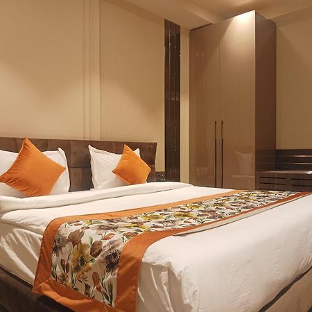 Hotel Cullinan By Qotel Janakpuri Delhi Zewnętrze zdjęcie