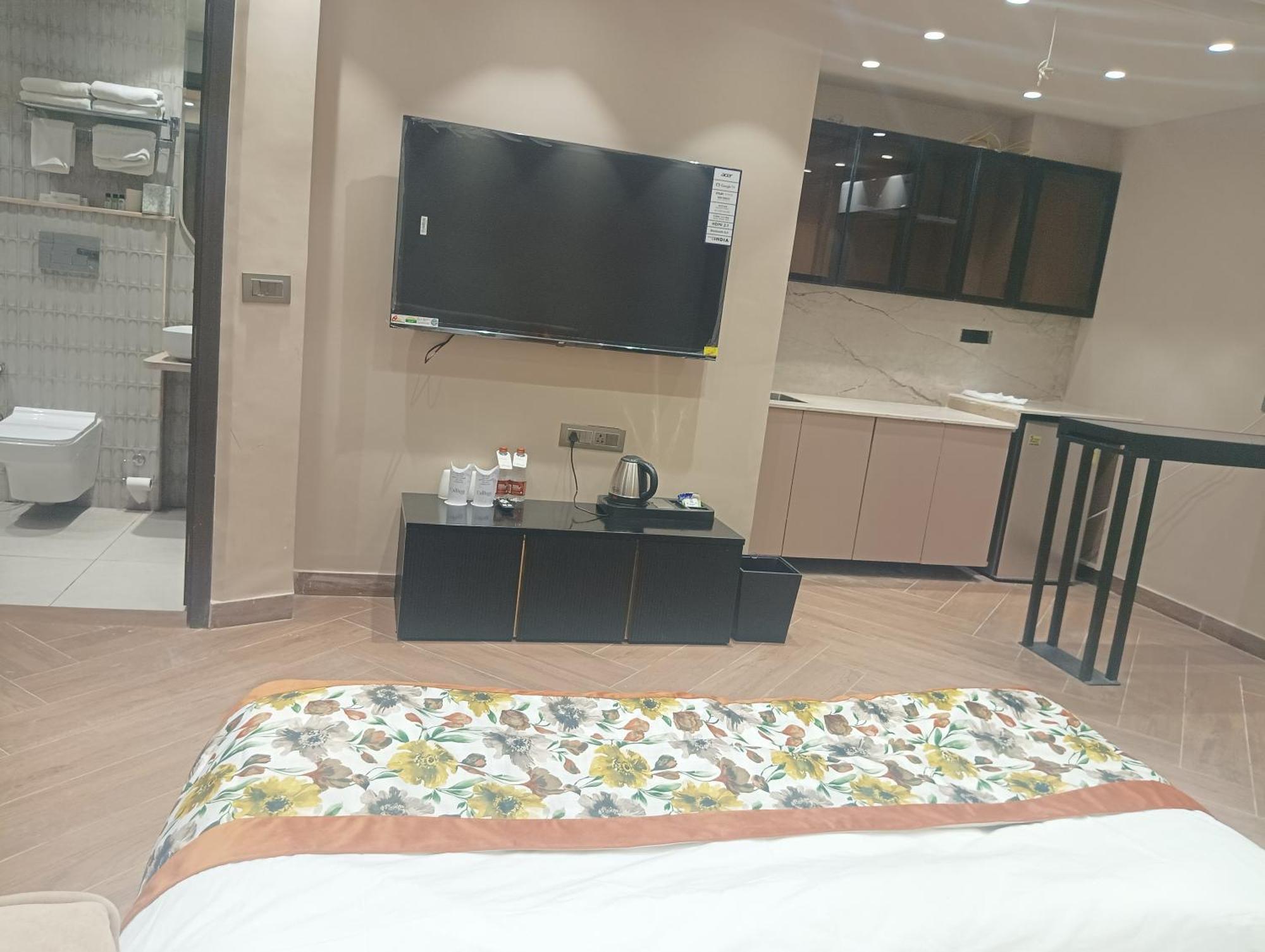 Hotel Cullinan By Qotel Janakpuri Delhi Zewnętrze zdjęcie