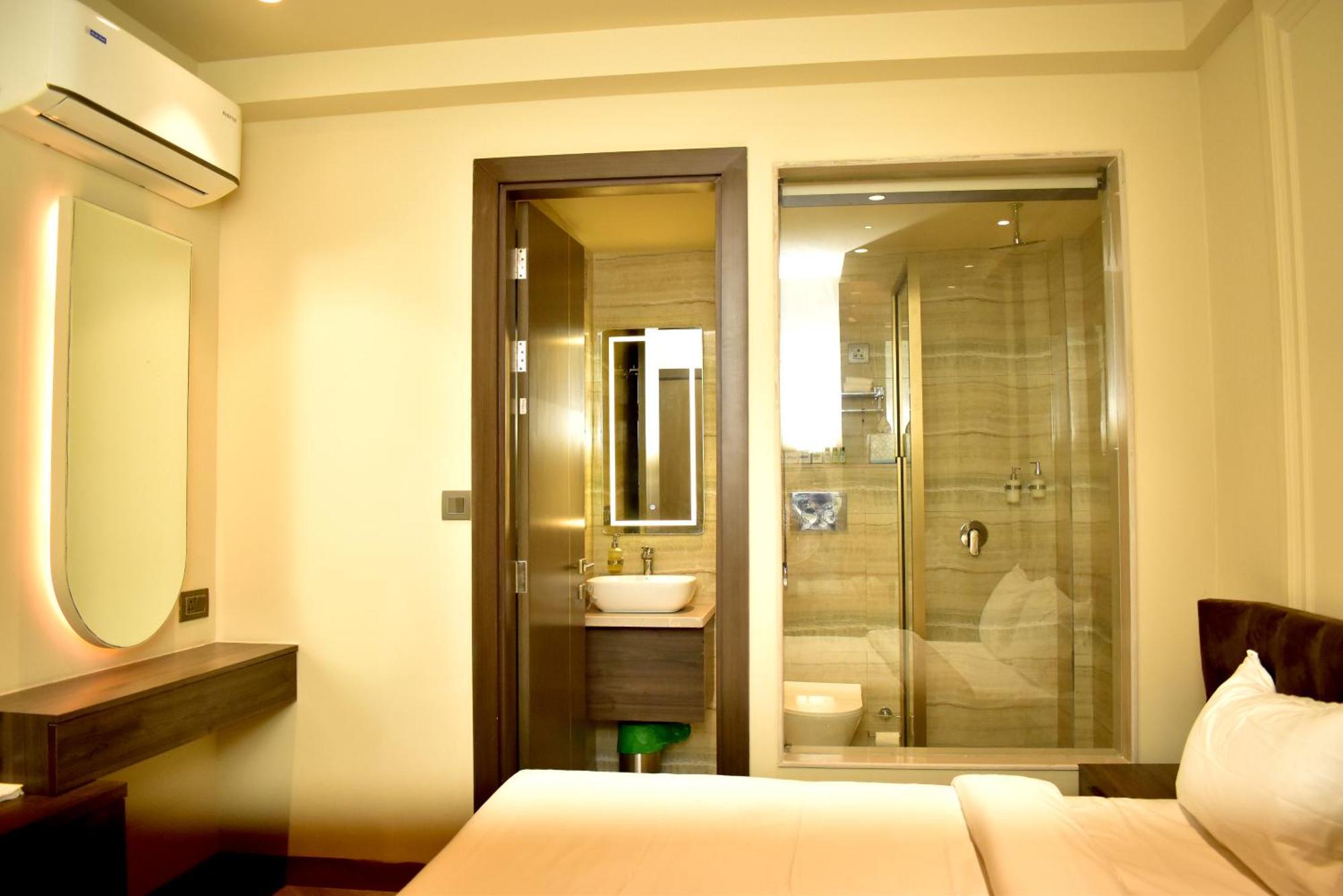 Hotel Cullinan By Qotel Janakpuri Delhi Zewnętrze zdjęcie